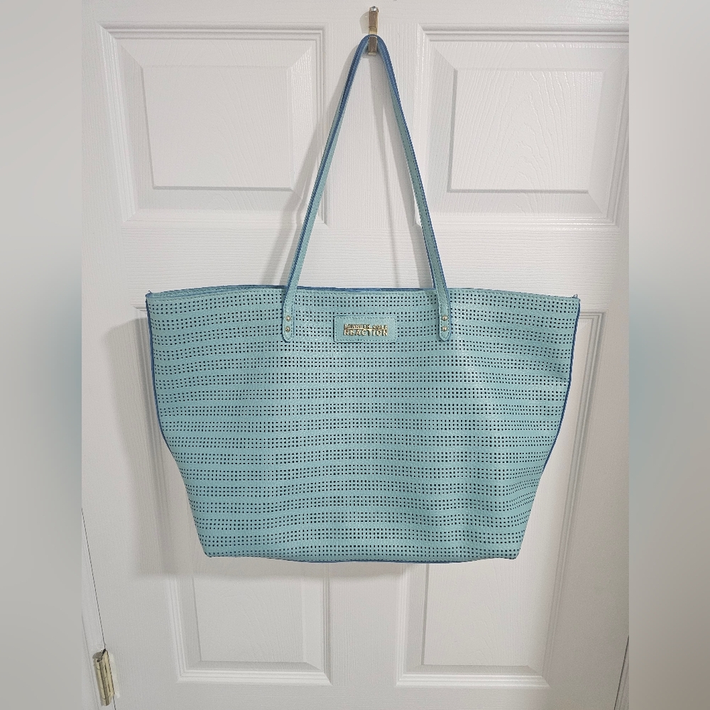 ✨ Kenneth Cole Reaction Perforated Tote Bag – Light Blue ✨